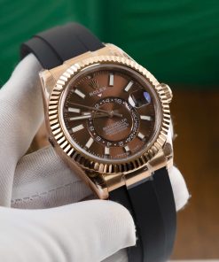 Đồng hồ Rolex chế tác Sky Dweller mặt số Chocolate dây cao su 42mm (1)