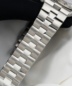 Đồng Hồ Vacheron Constantin Rep 11 Overseas mặt đen nhà máy PPF 41mm (18)