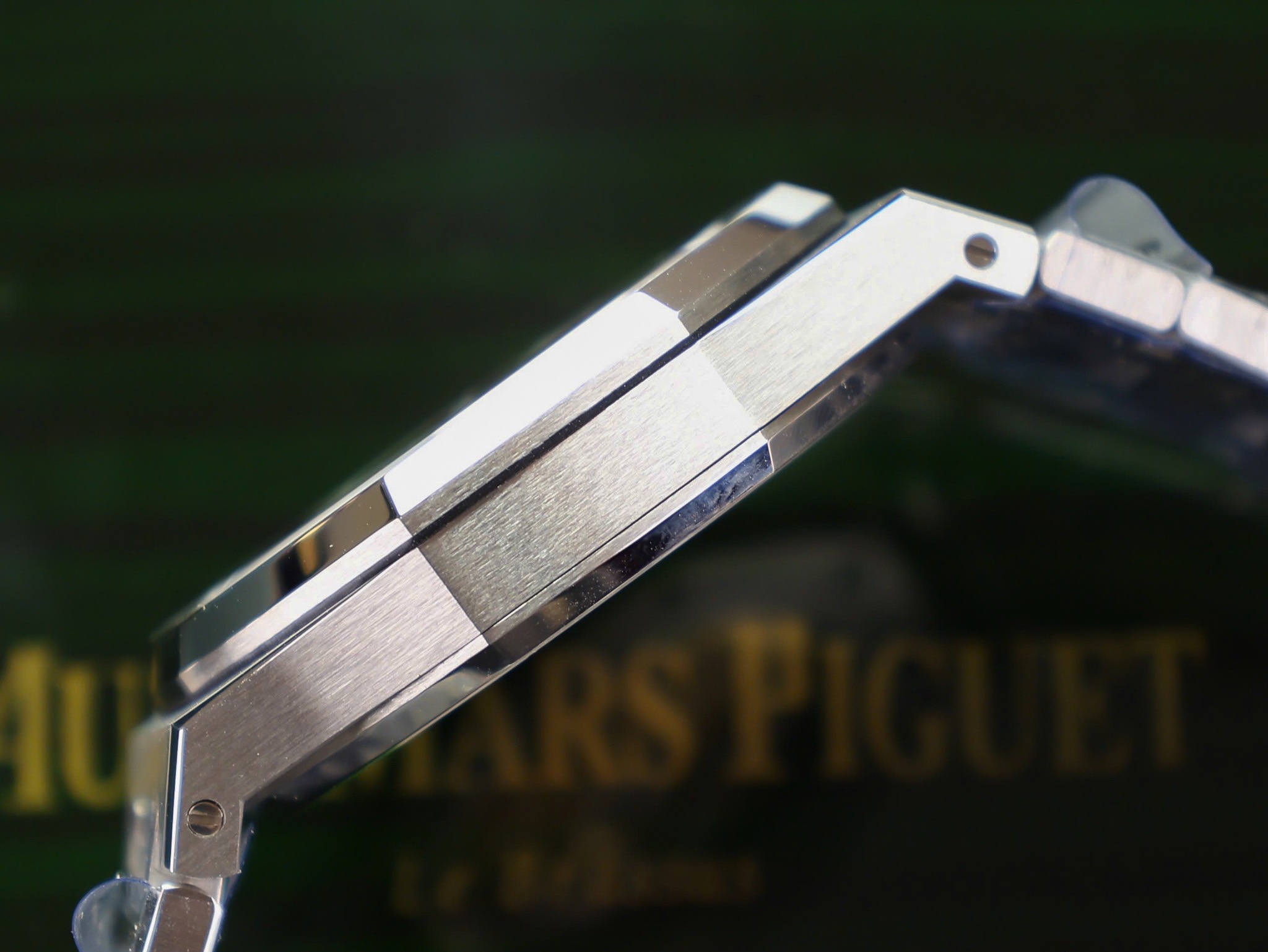 Đồng hồ Audemars Piguet Replica Đồng hồ Audemars Piguet Replica