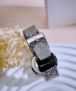 Đồng hồ Gucci nữ thép trắng dây họa tiết sang trọng Like Auth 38mm