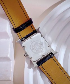 Đồng hồ Hermes nữ mặt vuông dây da đính đá Like Auth 26mm
