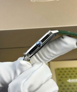 Đồng hồ Jaeger LeCoultre Master Reverso Replica 11 màu xanh lá cây MGF 30x40mm (2)