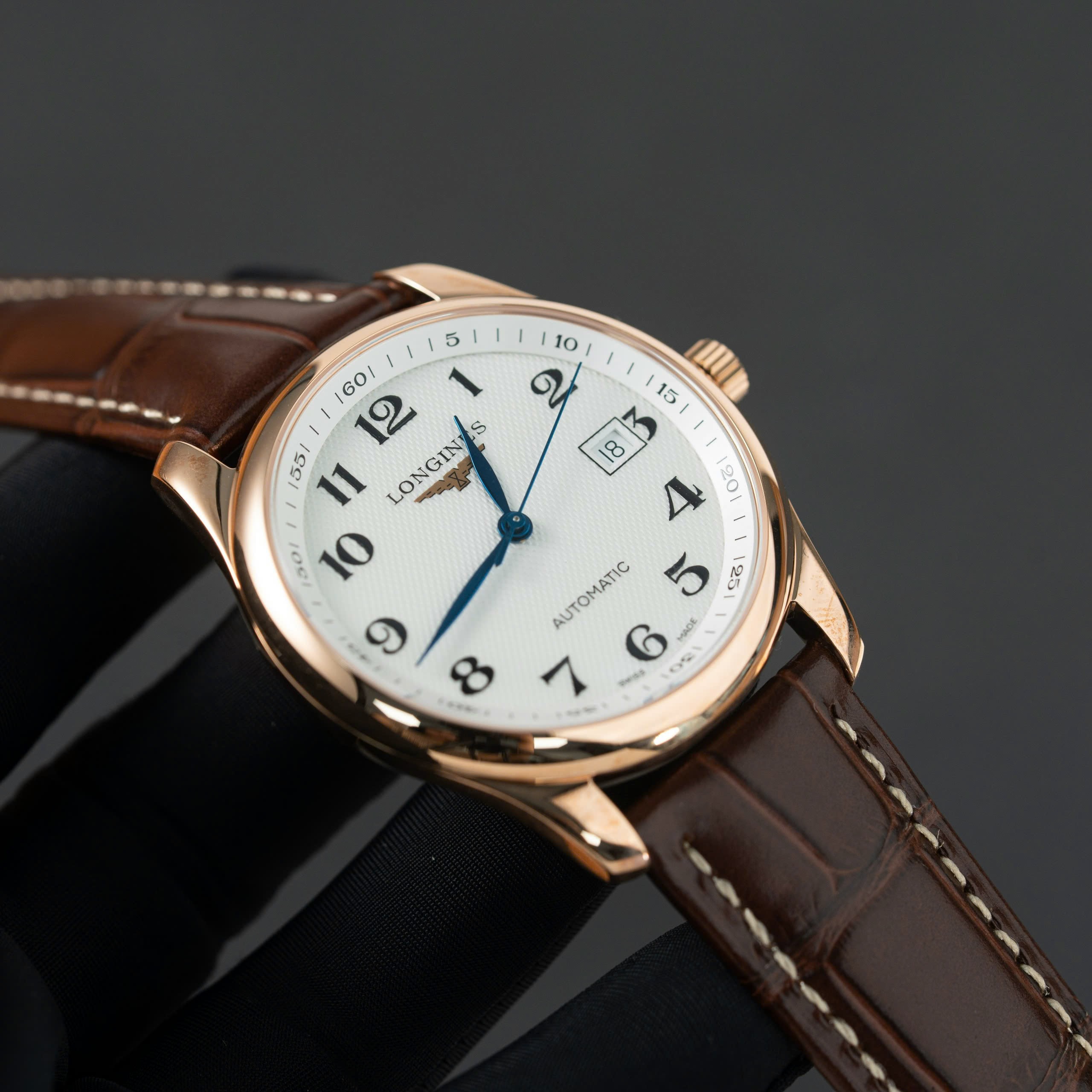 Đồng hồ Longines Master Collection demi rose gold dây da nâu Rep 11 cao cấp 38 (10) Đồng hồ Longines Master Collection demi rose gold dây da nâu Rep 11 cao cấp 38 (2)