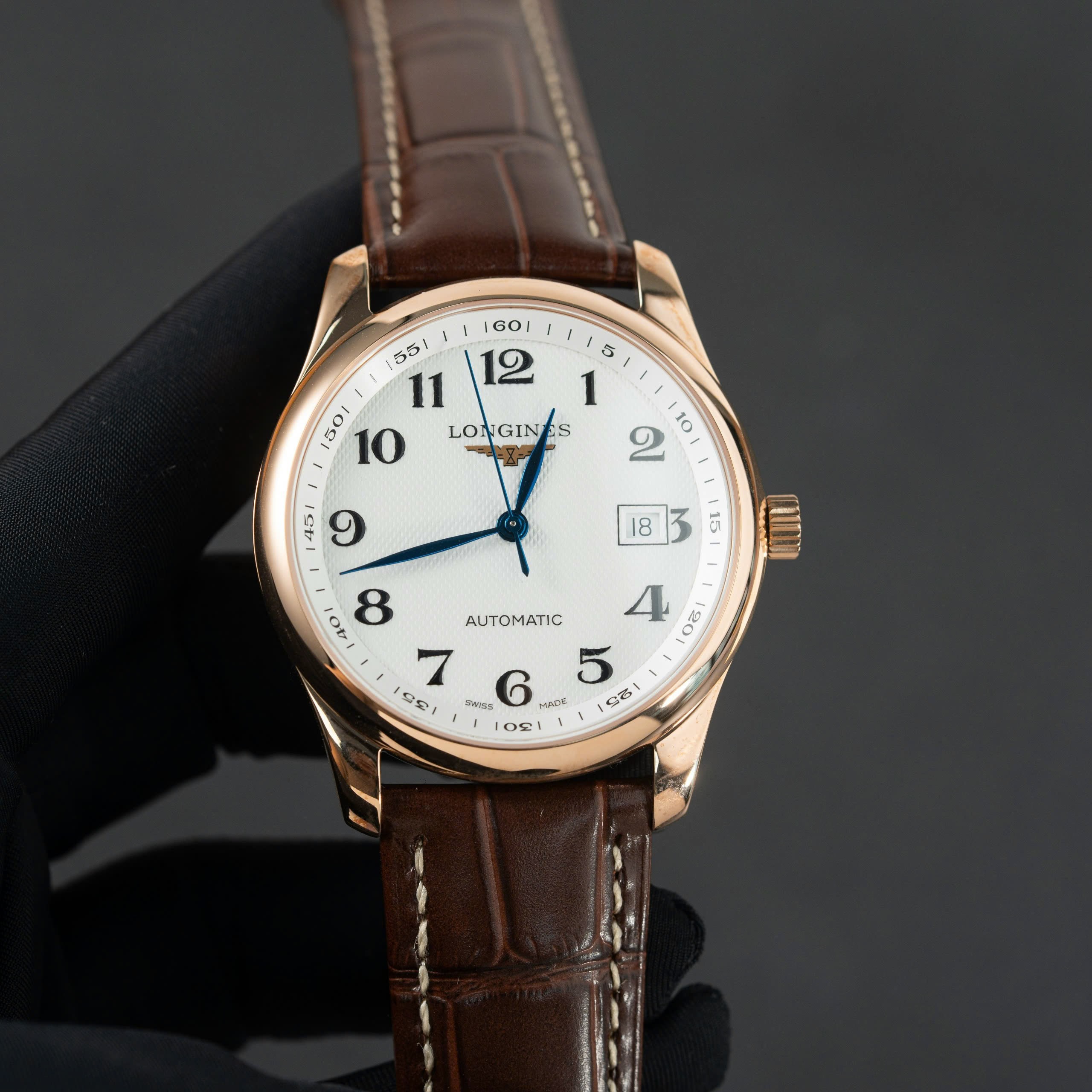 Đồng hồ Longines Master Collection demi rose gold dây da nâu Rep 11 cao cấp 38.5mm Đồng hồ Longines Master Collection demi rose gold dây da nâu Rep 11 cao cấp 38.5mm