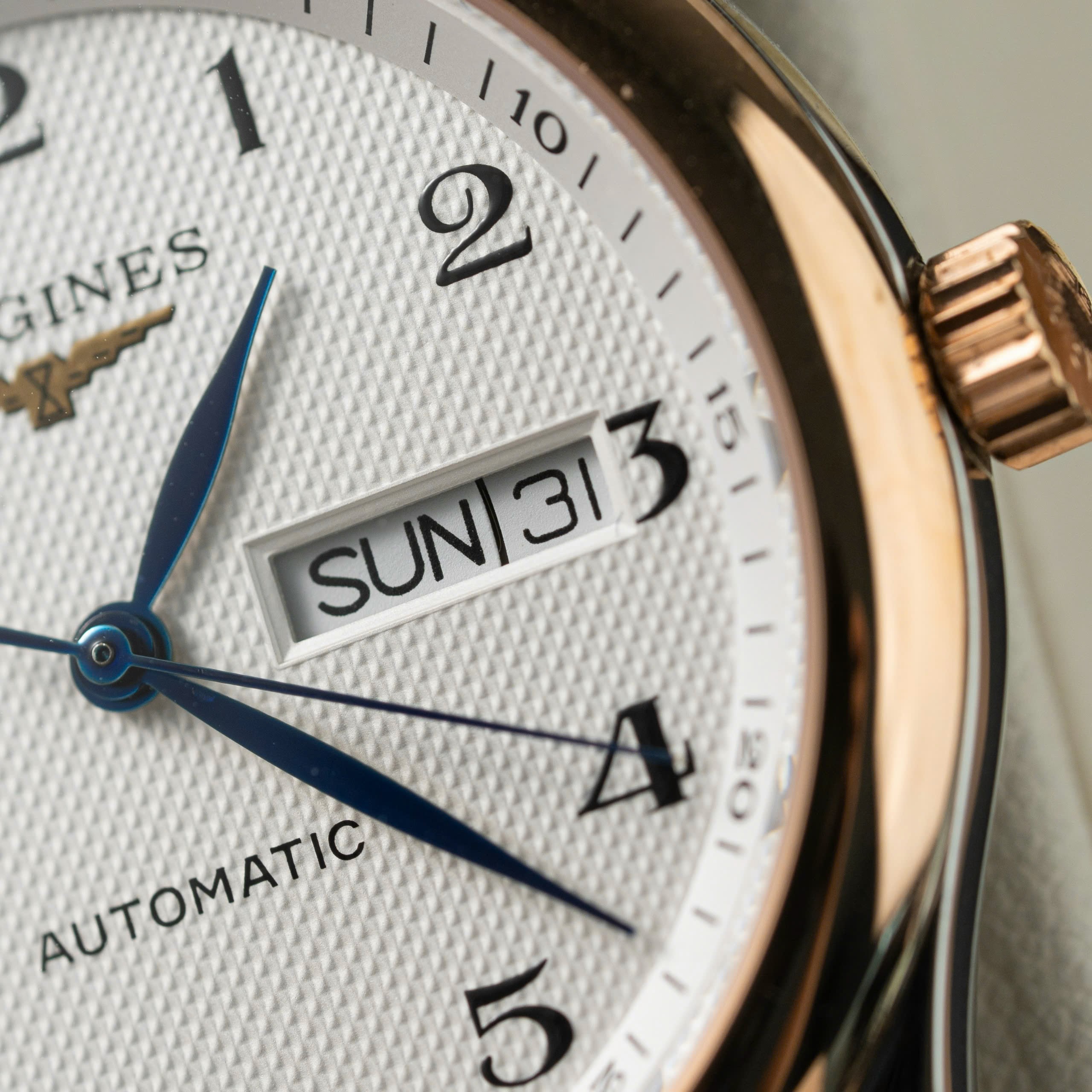 Đồng hồ Longines demi rose gold Rep 11 cao cấp mặt trắng 38 (9) Đồng hồ Longines demi rose gold Rep 11 cao cấp mặt trắng 38 (2)