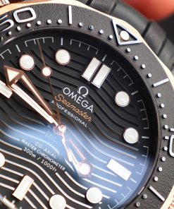 Đồng hồ Omega Seamaster chế tác gốm đen vàng hồng dây cao su 42mm (1)