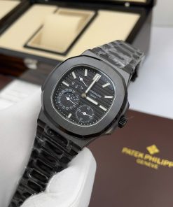 Đồng hồ Patek Philippe Nautilus 5712 full black máy cơ nhật Fake 11 40mm