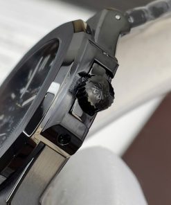 Đồng hồ Patek Philippe Nautilus 5712 full black máy cơ nhật Fake 11 40mm