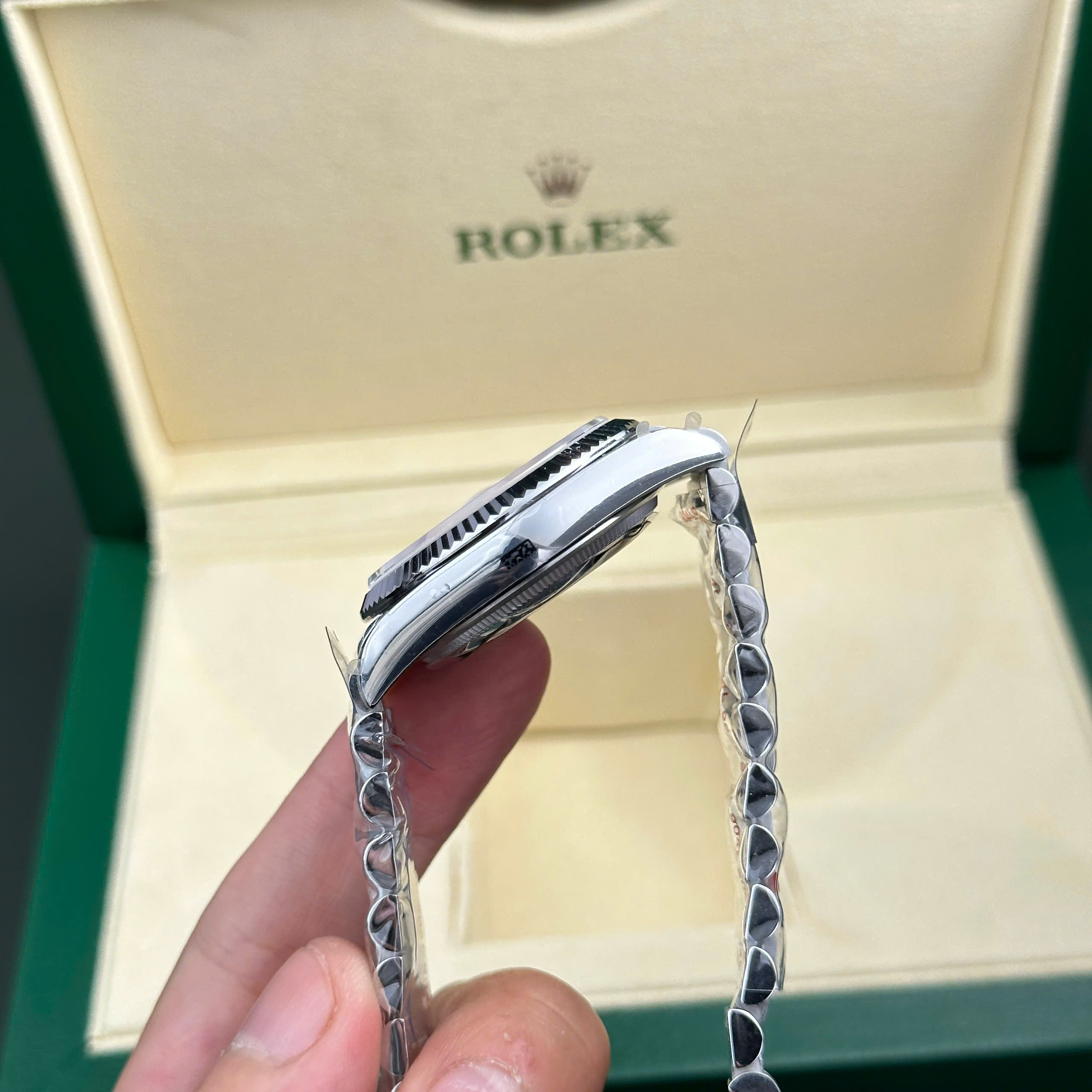 Đồng hồ Rolex Day-Date Chế Tác 11 Đồng hồ Rolex Day-Date Chế Tác 11