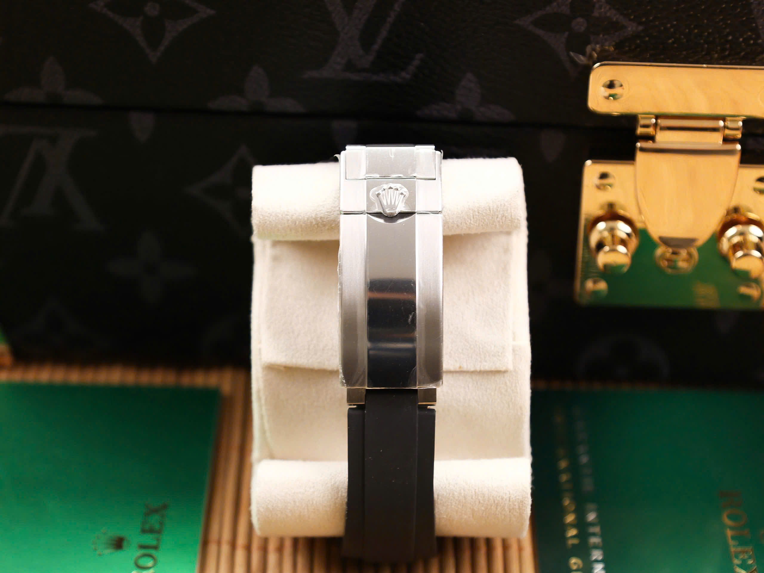 Đồng hồ Rolex Yacht-Master Rep 11 cao cấp tinh chỉnh trọng lượng ~149gram VS factory 42mm (11) Đồng hồ Rolex Yacht-Master Rep 11 cao cấp tinh chỉnh trọng lượng ~149gram VS factory 42mm (2)