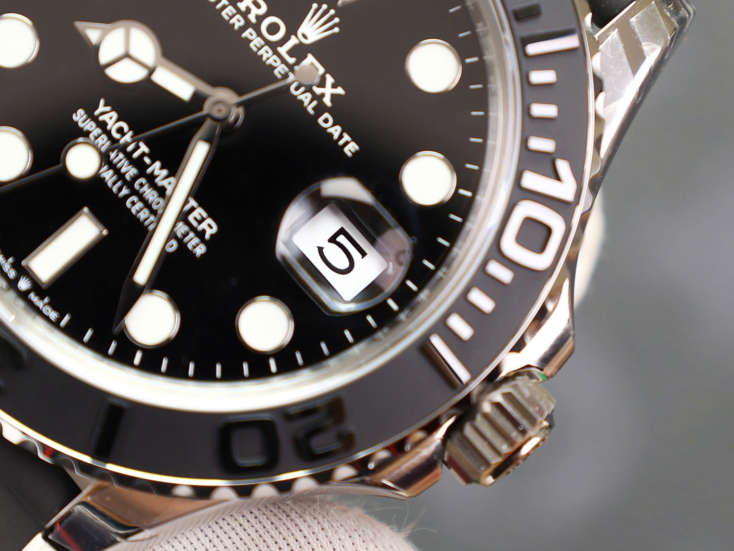 Đồng hồ Rolex Yacht-Master Rep 11 cao cấp tinh chỉnh trọng lượng ~149gram VS factory 42mm (3) Đồng hồ Rolex Yacht-Master Rep 11 cao cấp tinh chỉnh trọng lượng ~149gram VS factory 42mm (2)