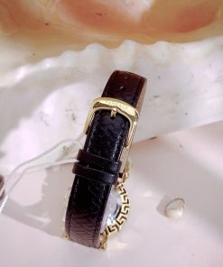 Đồng hồ Versace Glam Chic nữ dây da đen mặt vàng gold Like Auth 30mm (3)