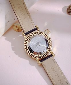 Đồng hồ Versace Glam Chic nữ dây da đen mặt vàng gold Like Auth 30mm (3)