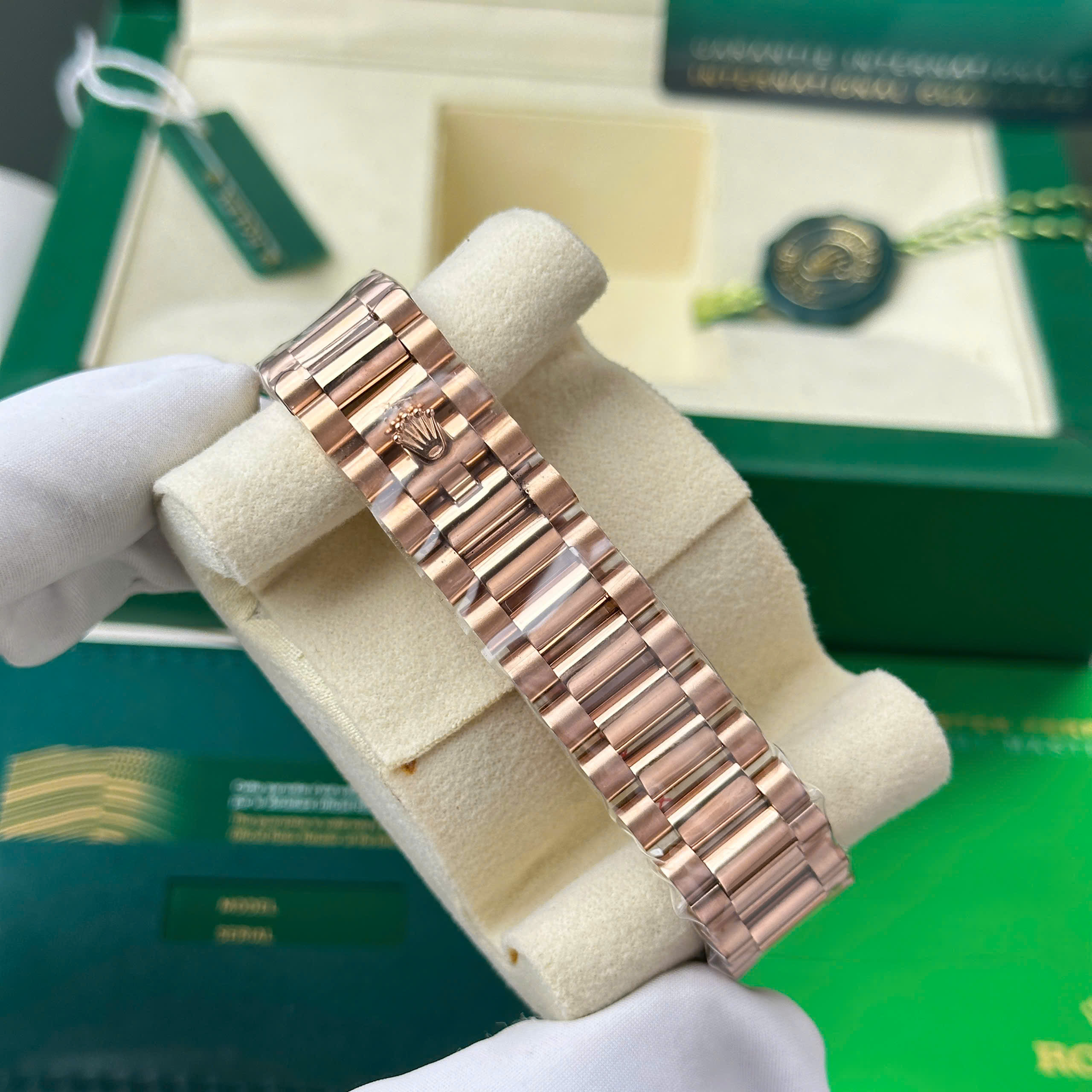 Đồng Hồ Rolex Day-Date 128235 Rep 11 cao cấp Đồng Hồ Rolex Day-Date 128235 Rep 11 cao cấp