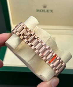 Đồng Hồ Rolex Day-Date 128235 Rep 11 mặt chocolate trọng lượng 158gram nhà máy QF 36mm (2)