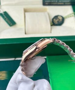 Đồng Hồ chế tác Rolex Day-Date 128235