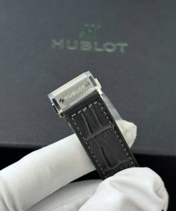 Đồng hồ Hublot Classic Fusion Titanium Replica 11 mặt xám nhà máy JJF 38mm (2)