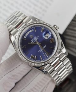 Đồng hồ Fake 11 Day-Date mặt xanh blue đính đá baguette nhà máy EW 40mm (2)