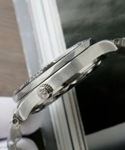 Đồng hồ Fake 11 Omega Seamaster nam mặt trắng dây kim loại 42mm (2)