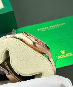 Đồng hồ Rolex Daytona Rainbow đính đá dây kim loại nhà máy BT Replica 40mm (1)