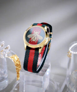 Đồng hồ Gucci Le Marche Des Hỏa Tiết Con Ong Dây Vải Like Auth 38mm
