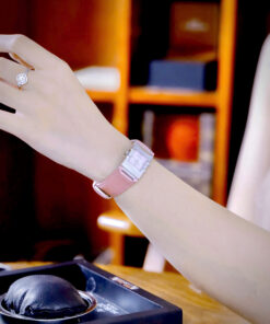 Đồng hồ Omega Constellation Quadra Quartz Dây Da Hồng Mặt Xà Cừ Fake Cao Cấp 22x28mm