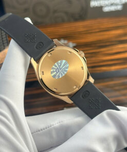 Đồng hồ Patek Philippe Aquanaut 5067 Replica 11 mạ vàng hồng mặt đen PPF 35 (2)