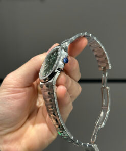 Đồng hồ Patek Philippe Nautilus 5723 Replica 11 mặt xanh là cây đính đá Baguette 40mm