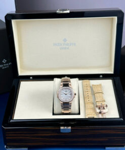 Đồng hồ Patek Philippe Nautilus 7010 Rep 11 mạ vàng hồng mặt trắng 32mm (2)