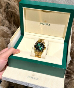 Đồng Hồ Rolex Day-Date Bọc Vàng Thật Mặt Màu Xanh Lá Cây 36mm (1)