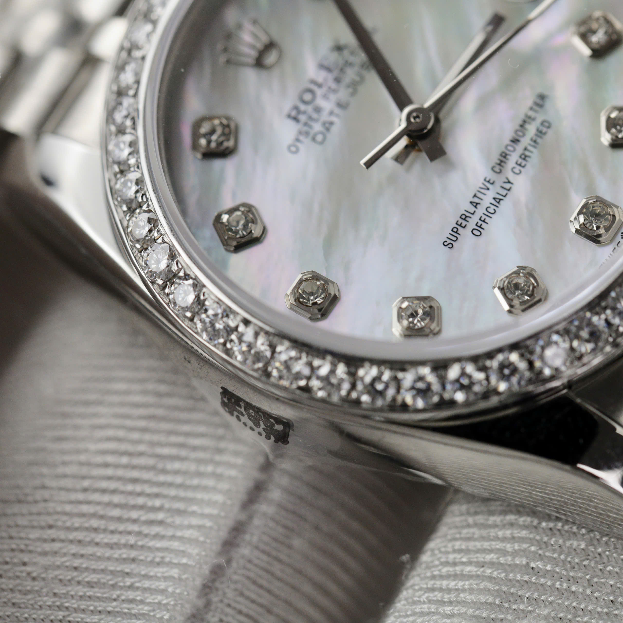 Đồng Hồ Rolex DateJust Replica 11 Nữ Mặt Khảm Trai Đính Đá Dây Thép 31mm (1)