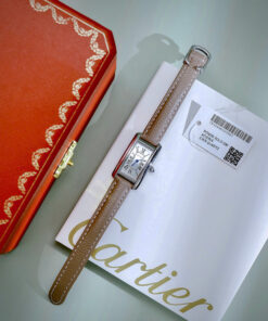 Đồng hồ Cartier Tank Américaine dây da mặt chữ nhật super fake 34mmx20mm