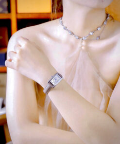 Đồng hồ Cartier Tank Américaine dây da mặt chữ nhật super fake 34mmx20mm