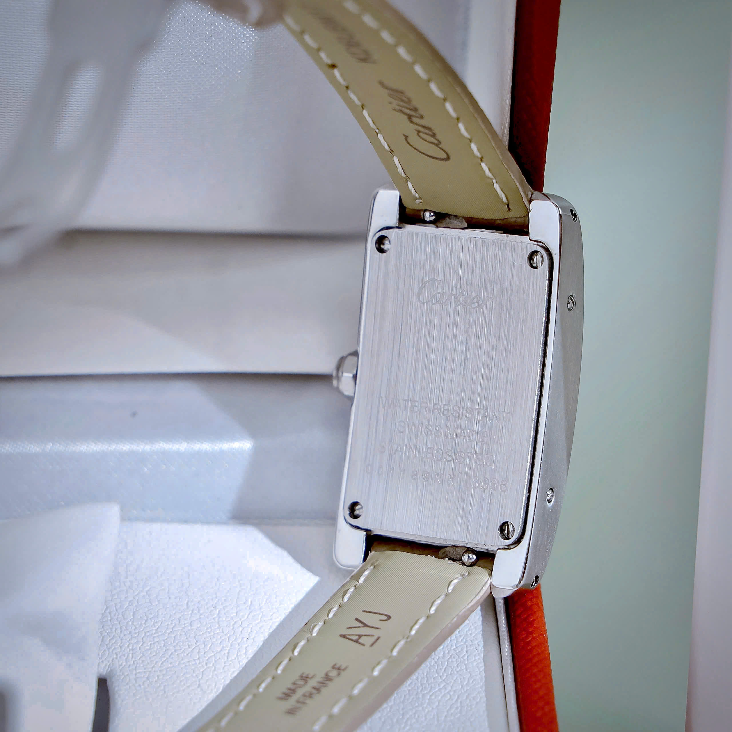 Đồng hồ Cartier Tank Américaine dây da mặt chữ nhật super fake 34mmx20mm (5) Đồng hồ Cartier Tank Américaine dây da mặt chữ nhật super fake 34mmx20mm