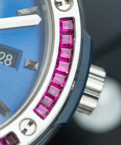 Đồng hồ Hublot Classic Fusion Rep 11 đính đá ruby 7 màu mặt xanh blue xưởng JJF 42mm (2)