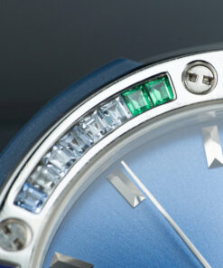 Đồng hồ Hublot Classic Fusion Rep 11 đính đá ruby 7 màu mặt xanh blue xưởng JJF 42mm (2)