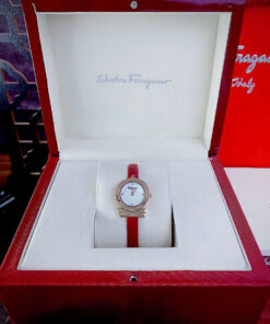 Đồng hồ Slvatore Ferragamo Gancino nữ dây da mặt xà cừ like auth 26mm