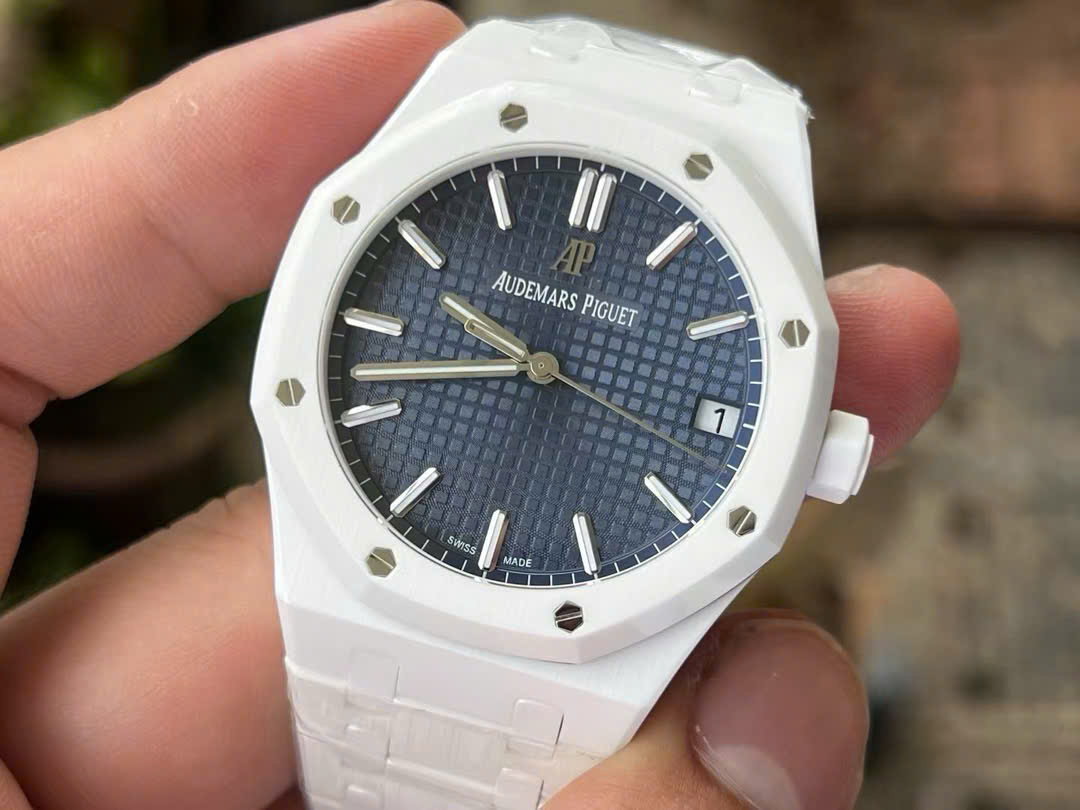 Đồng hồ Audemars Piguet Replica cao cấp nhất chế tác vỏ gốm trắng 41mm (1) Đồng hồ Audemars Piguet Replica cao cấp nhất chế tác vỏ gốm trắng 41mm (1)