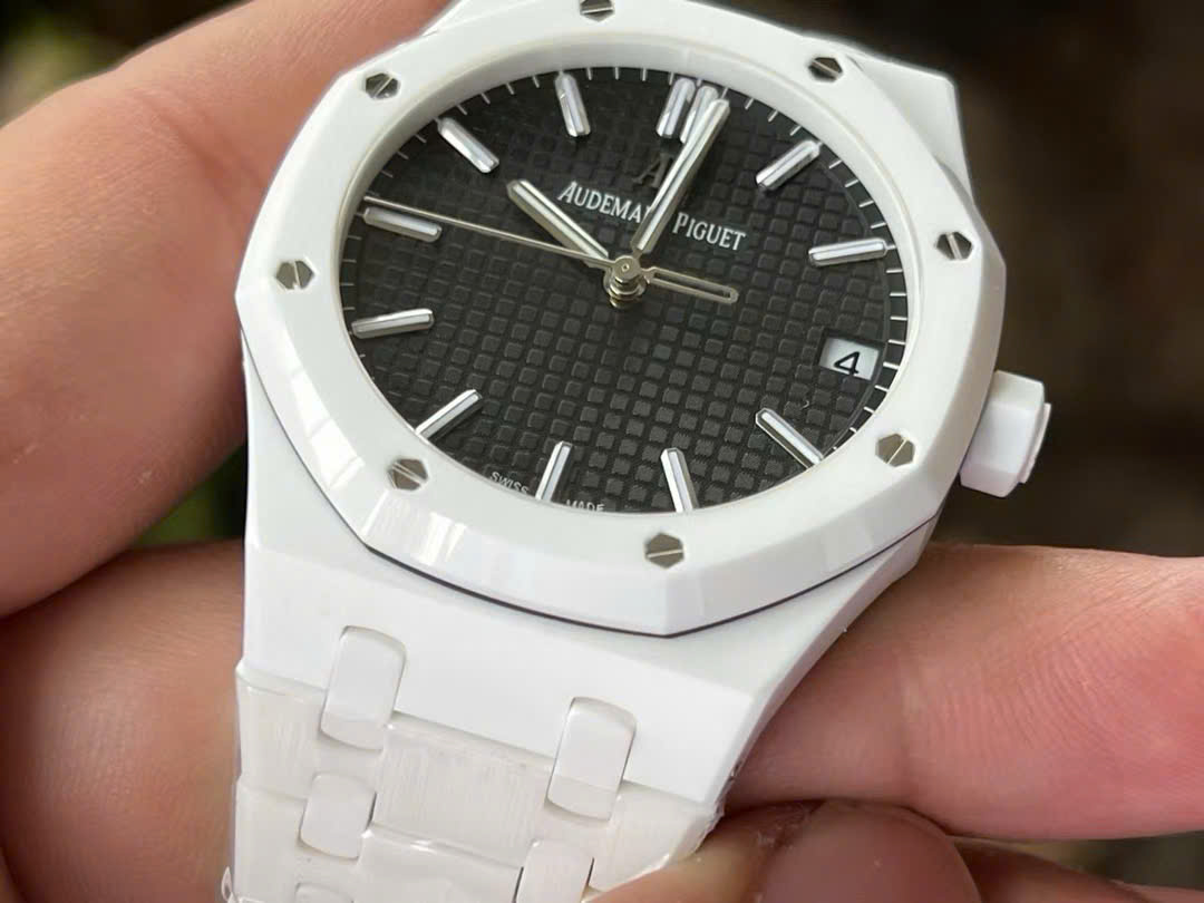 Đồng hồ Audemars Piguet Royal Oak Replica 11 chế tác vỏ gốm trắng 41mm (3)