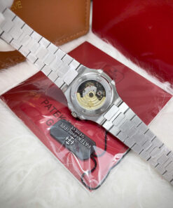 Đồng hồ Patek Philippe Nautilus 5711 nam dây kim loại xanh blue fake 11 40mm