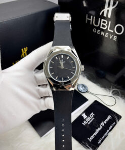 Đồng hồ Hublot Classic Fusion Orlinski dây cao su máy cơ nhật fake 11 nam 44mm