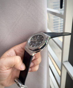 Đồng hồ Hublot Classic nam 5 kim máy cơ nhật giá rẻ fake cao cấp 42mm