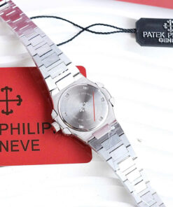Đồng hồ Patek Philippe Nautilus 7118 nữ xanh blue đính đá fake cao cấp 33mm