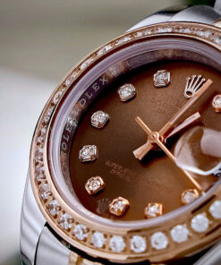 Đồng hồ Rolex Datejust nữ demi mặt chocolate đính đá fake cao cấp 28mm