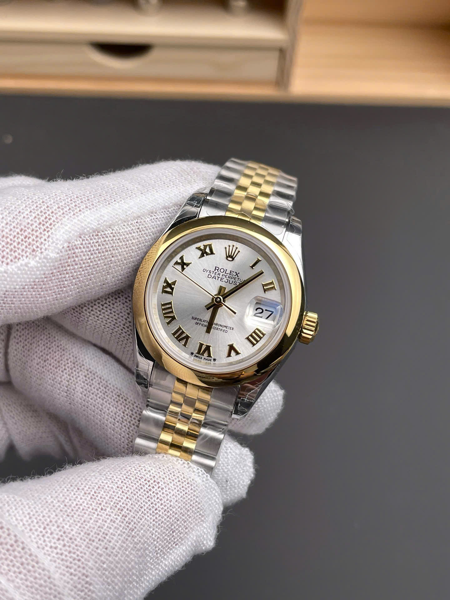 Đồng hồ nữ Rolex Lady-Datejust 279163-0024 máy cơ tự động Thuỵ Sỹ 28mm (1) Đồng hồ nữ Rolex Lady-Datejust 279163-0024 máy cơ tự động Thuỵ Sỹ 28mm (9)