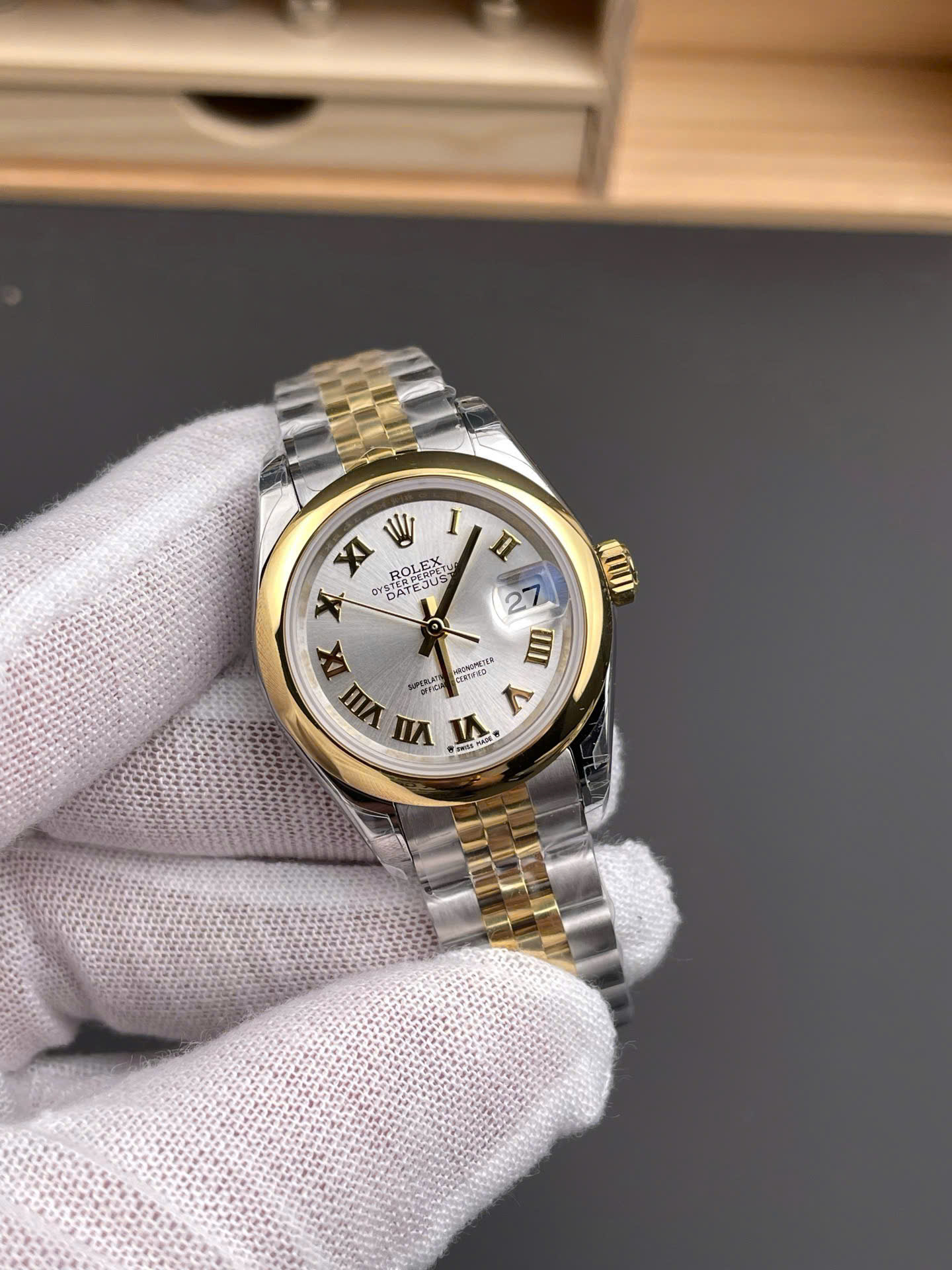 Đồng hồ nữ Rolex Lady-Datejust 279163-0024 máy cơ tự động Thuỵ Sỹ 28mm (9) Đồng hồ nữ Rolex Lady-Datejust 279163-0024 máy cơ tự động Thuỵ Sỹ 28mm (9)