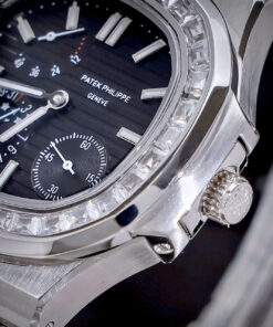 Đồng Hồ Patek Philippe Fake Cao Cấp Nautilus 5724 Mặt Số Đen Máy Cơ Nhật 40mm (2)