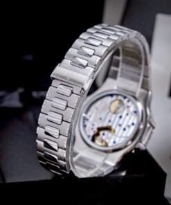 Đồng Hồ Patek Philippe Fake Cao Cấp Nautilus 5724 Mặt Số Đen Máy Cơ Nhật 40mm (2)