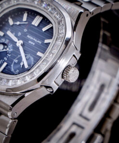 Đồng Hồ Patek Philippe Fake Cao Cấp Nautilus 5724 Mặt Xanh Blue Máy Cơ Nhật 40mm (8)