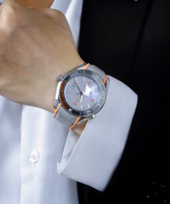 Đồng hồ Omega Seamaster Planet Ocean 600M nam dây dù cam fake cao cấp 42mm (1)